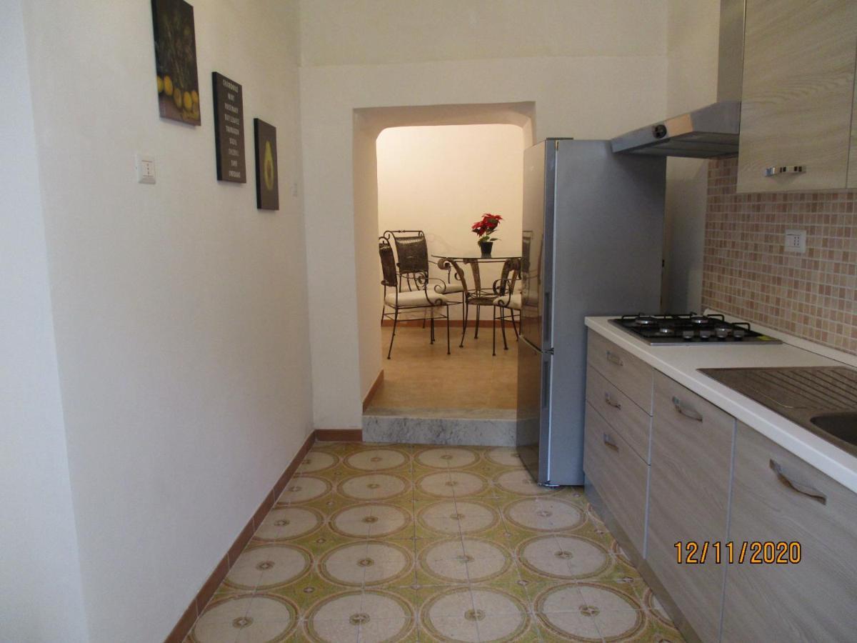 Resort Giardino Degli Aranci - Casa Lisca بارونيسي المظهر الخارجي الصورة