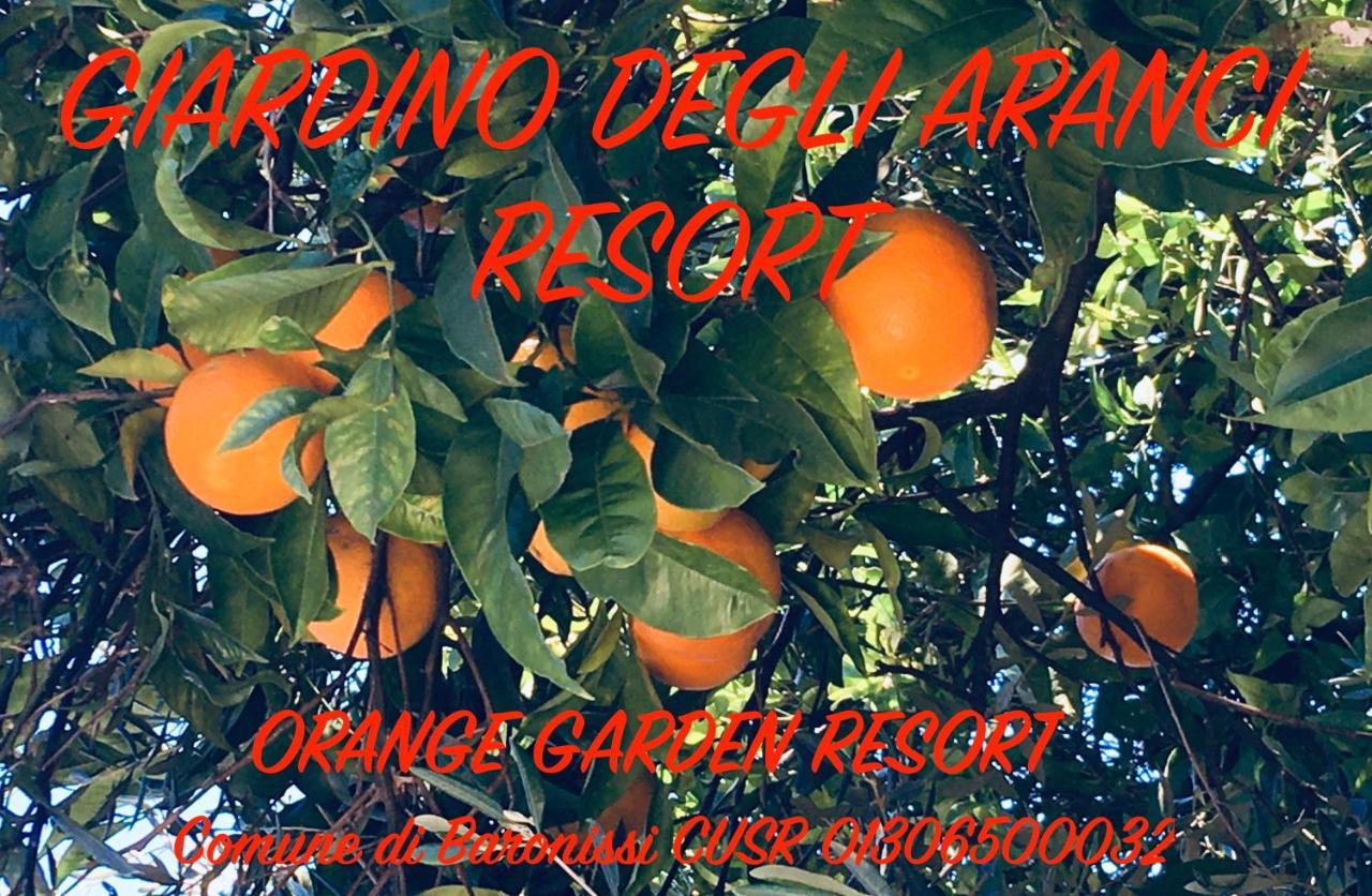 Resort Giardino Degli Aranci - Casa Lisca بارونيسي المظهر الخارجي الصورة